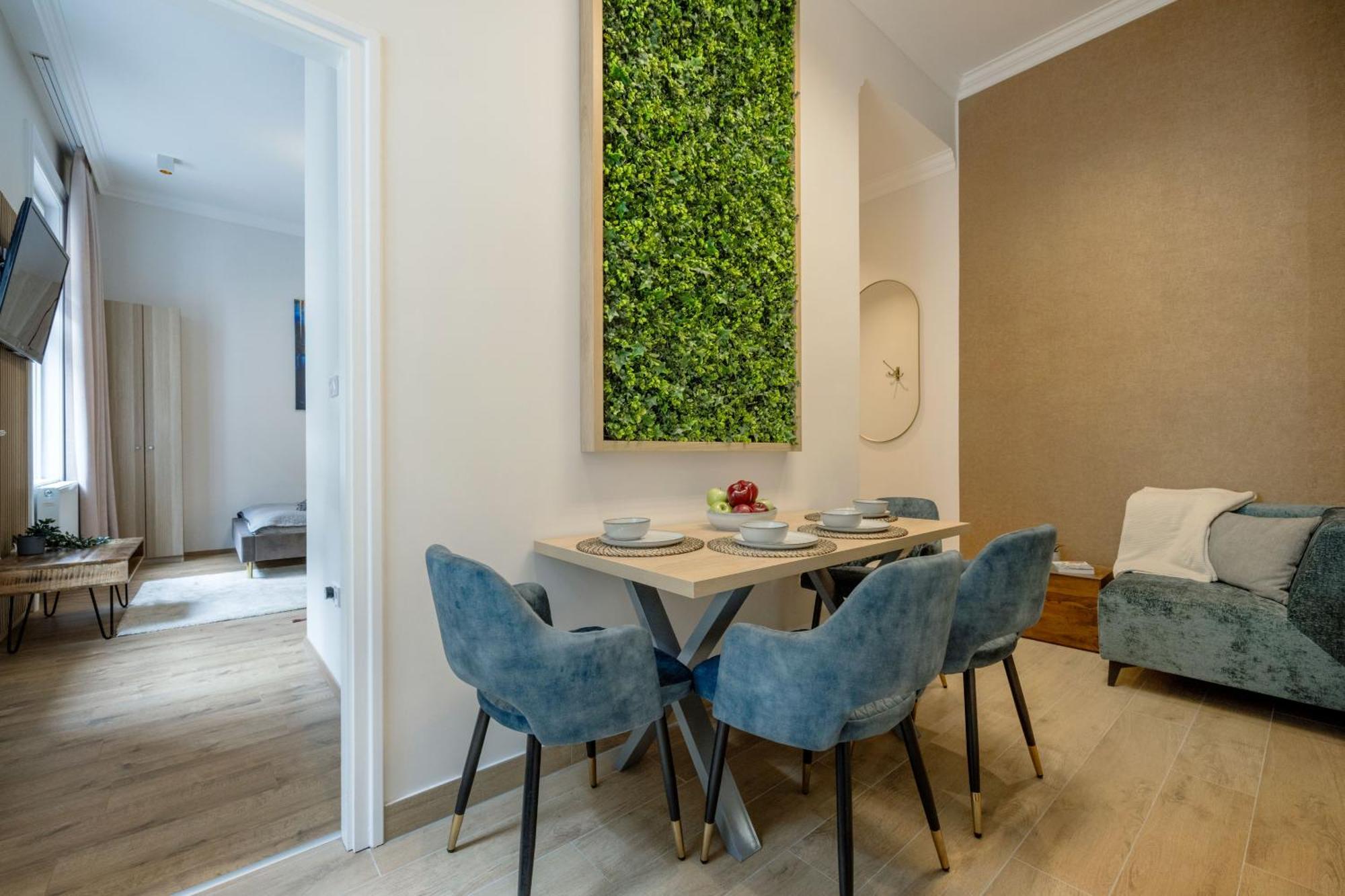 شقة Sleek Downtown Living بودابست المظهر الخارجي الصورة